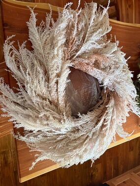 Ombré pink brown and cream Pampas grass grapevine wreath NWT